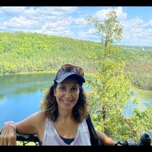 Meet your Posher, Sandy